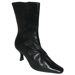 SCHUH BASQUE TIE ANKLE BOOT