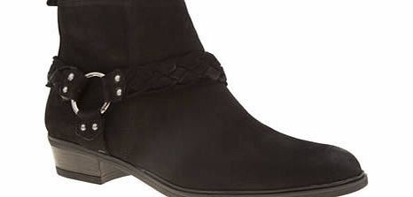 schuh Black Howdy Boots