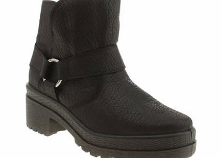 schuh Black Staged Boots