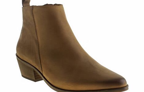 schuh Brown Ambush Boots