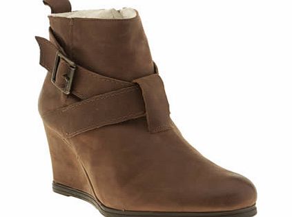 schuh Brown Surprise Boots
