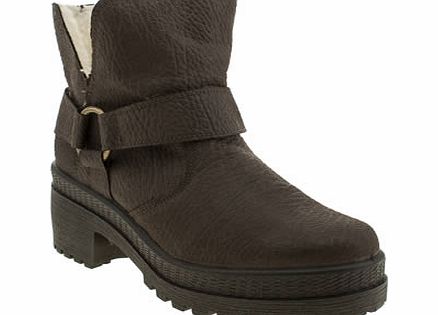 schuh Dark Brown Staged Boots