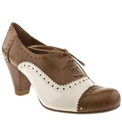 Schuh Female Albie Brogue Lace Up Leather Upper ?40 plus in Tan