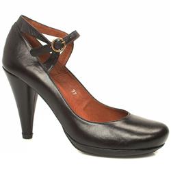 Schuh Female Capri Pf V-Bar Leather Upper Evening in Black