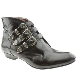 Schuh Female Ziggy 3 Buckle Leather Upper Casual in Black, Tan