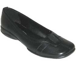 Schuh MAE GUSSET PUMP