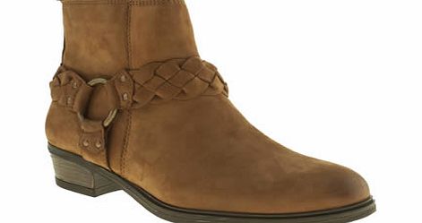 schuh Tan Howdy Boots