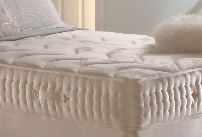 Sealy Beds Latex Superior  2ft 6 Small Single Mattress