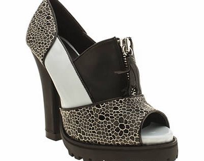 shellys Black And Blue Umessi High Heels