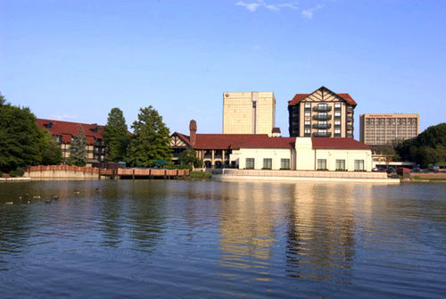 Sheraton Westport Hotel Lakeside