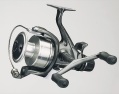 SHIMANO superbaitrunner reel