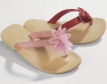 SHOE CO heart trim detail toe thong