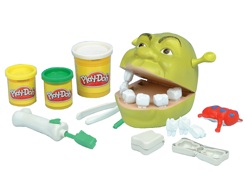 SHREK II rotten root canal playset