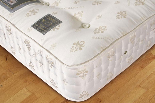 Simmons Bedstead 1400 Mattress Double 135cm