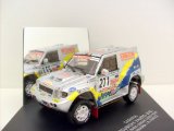 SKID 1/43 SKM096 MITSUBISHI PAJERO EVO PAR DAK CAI 00