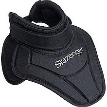 Slazenger International Throat Protector