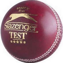 Slazenger Test Cricket Ball and#8211; 5.5oz