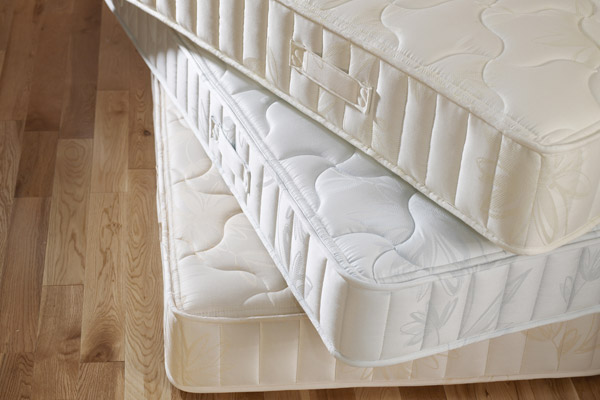 Slumberland Deluxe Quilted Mattress Double 135cm