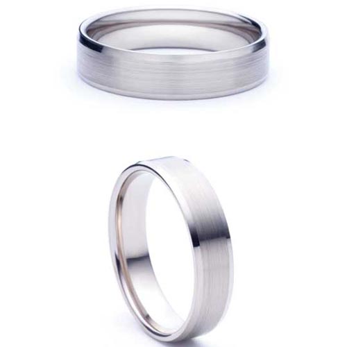 Soleil from Bianco 4mm Medium Flat Court Soleil Wedding Band Ring In Platinum