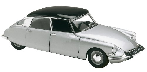 Solido Die-cast Model Citroen DS 19 (1963) (1:18 scale in Silver)