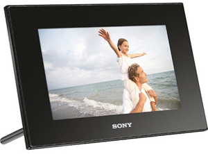 Sony D72N S-Frame - 7` (18cm) Digital Photo
