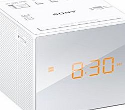 FM/AM Clock Radio - White