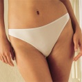 smoothline low-rise thongs