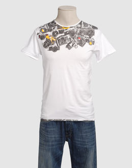 SOUVENIRS and GALLERY TOP WEAR Short sleeve t-shirts MEN on YOOX.COM
