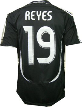  06-07 Real Madrid away (Reyes 19)