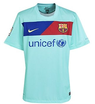 Nike 2010-11 Barcelona Away Nike Football Shirt (Kids)