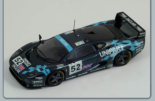 Spark Jaguar XJ 220 No.52 Le Mans 1993 P. Belmondo -