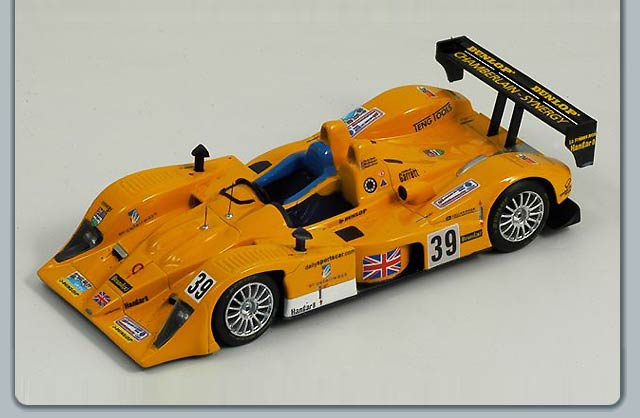 Spark Lola B05/40-AER No.39 Le Mans 2005 G. Evans -