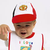 Spike Manchester United Baby Crest Baseball Cap - Red/Black/White.