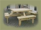 Square Picnic Table: 230 x 230 x 70cm