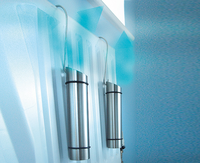 AGUA WHITE RADIATOR HUMIDIFIER £5.00 INCVAT AGUA WHITE RADIATOR HUMIDIFIER £5.00 INCVAT