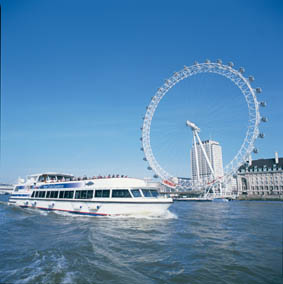 Standard London Eye and Bateaux lunch cruise trip for two