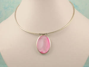 Sterling Silver Mother of Pearl Choker Hand