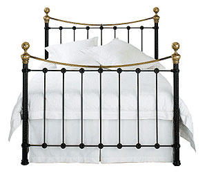 Stock Star Collection- Tasmin Double Metal Bedstead (White)