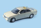 1:18th Scale 2001 Mercedes Benz E320 Taxi
