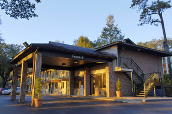 TALLAHASSEE Howard Johnson Express