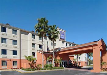 TAMPA Sleep Inn - Near Busch Gardens and USF