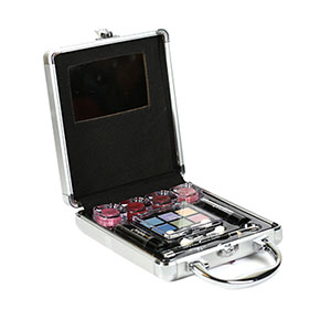 Technic Small Beauty Case With Cosmetics