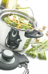 Pressure Cookers Clipso Vitamins 10 Litre  -Air draining system means faster cooking and 1/3 more vi