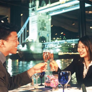 Thames Dinner Cruise Experience for Two