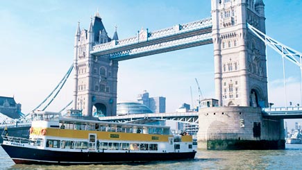 thames Sightseeing Cruise and The Tower of London