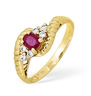 18KY Diamond and Ruby Cluster Ring with Detail 0.10ct