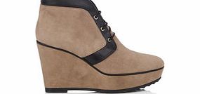 Tod`s Womens beige suede wedged boots