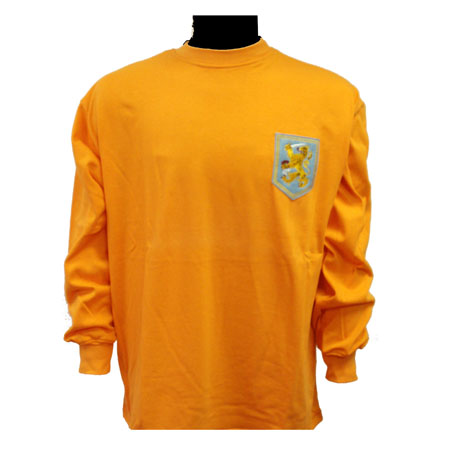 TOFFS Holland 1960s blue badge. Retro Football