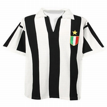 Juventus 1972 - 1976. Retro Football Shirts