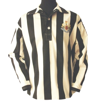 Newcastle Utd 1950s Cup Final. Retro